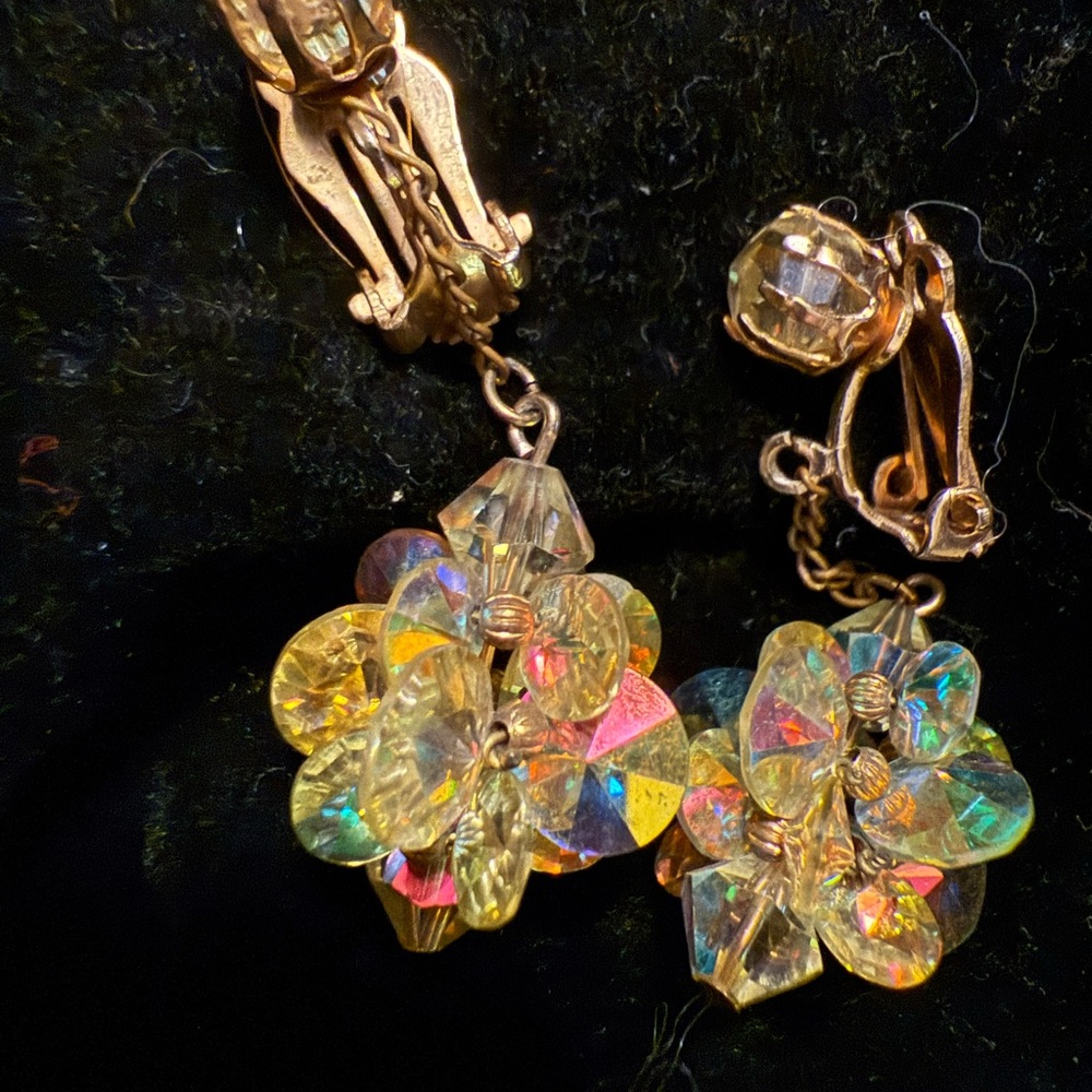 Elegant Vintage Gold and AB Crystal Flower Dangle Earrings